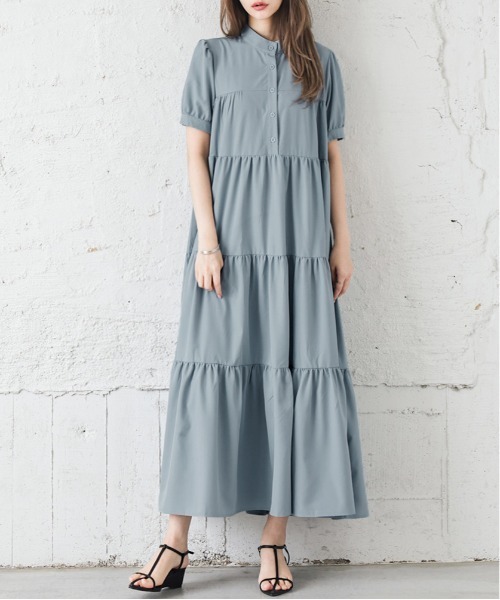 SUGAR BISKET（シュガービスケット）の「パフ袖ティアードワンピース（ワンピース・レディース・ブラック/ブルーグレー/ホワイト系その他/ブラック系その他・M/L）」の4枚目の写真