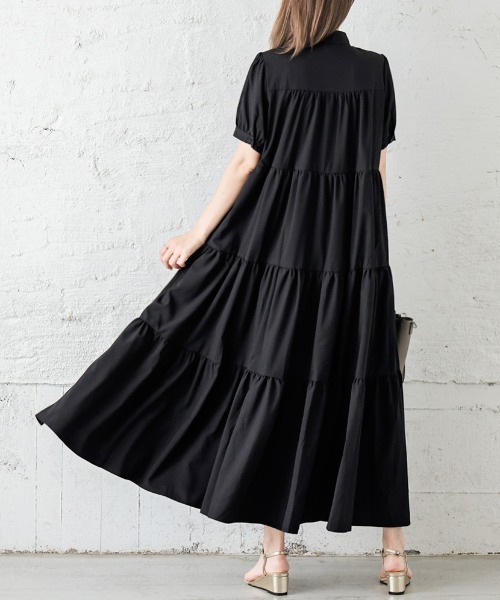 SUGAR BISKET（シュガービスケット）の「パフ袖ティアードワンピース（ワンピース・レディース・ブラック/ブルーグレー/ホワイト系その他/ブラック系その他・M/L）」の21枚目の写真