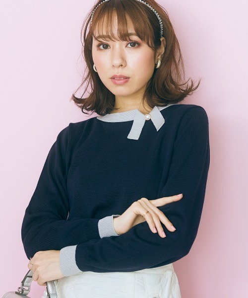 marun（マルン）の「＜大きいサイズ＞ 配色プチリボンニット marun（ニット/セーター・レディース・ネイビー系/ホワイト系・4L/5L/L/3L/LL）」の2枚目の写真