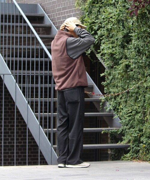 GLOSTER(グロスター)の「【GLOSTER/グロスター】フリース配色ベスト ジップアップ(ベスト・メンズ・ブラウン/ブラック/グレイッシュベージュ・S/M/L)」の14枚目の写真