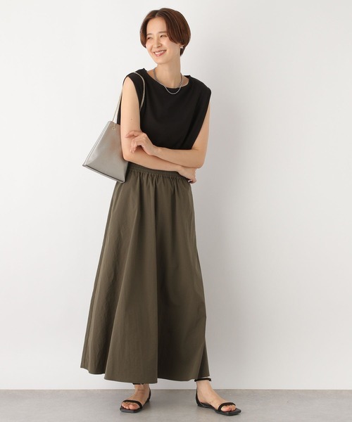 LEPSIM(レプシィム)の「ショルダータックノースリ2 964229(Tシャツ/カットソー・レディース・ブラック/ブラウン/ブラック×ホワイト/オフホワイト・FREE)」の18枚目の写真