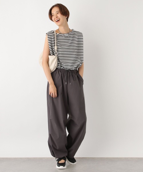 LEPSIM(レプシィム)の「ショルダータックノースリ2 964229(Tシャツ/カットソー・レディース・ブラック/ブラウン/ブラック×ホワイト/オフホワイト・FREE)」の5枚目の写真