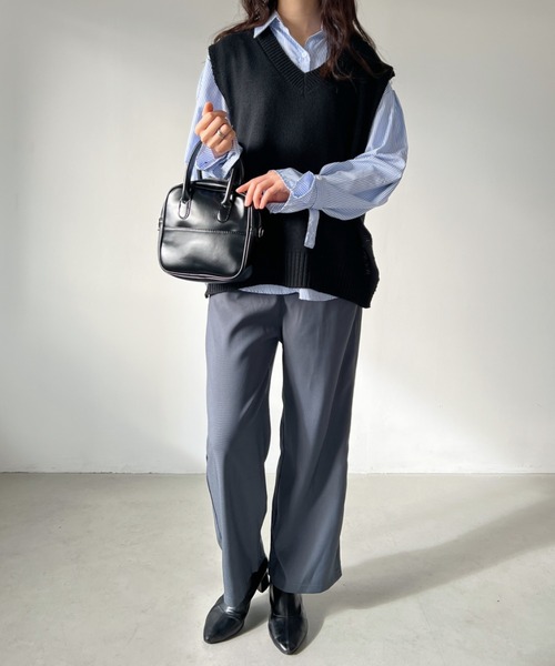 CLEA（クレア）の「サイドスリットオーバーサイズ コットンニットベスト（ベスト・レディース・ブラック/グレー・FREE）」の8枚目の写真