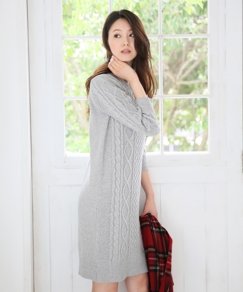 GLOBAL WORK（グローバルワーク）の「7ゲージコットンアクリルケーブルニットワンピース/567432（ワンピース・レディース・ホワイト/ボルドー/ネイビー/グレー/カーキ/グレー系その他・MEDIUM/LARGE）」の3枚目の写真