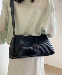 プリーツスクエアバッグ
