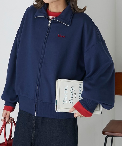BONLECILL（ボンルシール）の「Merci刺繍 ハイネック ジップアップスウェットプルオーバー（スウェット・レディース・ブラック/ネイビー/グレー/レッド・FREE）」の9枚目の写真