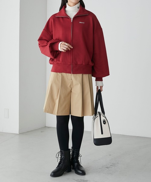 BONLECILL（ボンルシール）の「Merci刺繍 ハイネック ジップアップスウェットプルオーバー（スウェット・レディース・ブラック/ネイビー/グレー/レッド・FREE）」の19枚目の写真