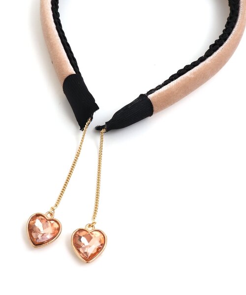 apres les cours（アプレレクール）の「ハートチャーム付きベロアカチューシャ（カチューシャ・キッズ・ブラック/ベージュ・FREE）」の5枚目の写真