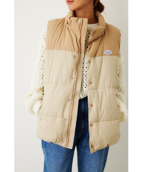 RODEO CROWNS WIDE BOWL（ロデオクラウンズワイドボウル）の「ブロッキングフードロゴベスト（ダウンベスト・レディース・ライトベージュ/ピンク/ブラック・FREE）」の20枚目の写真