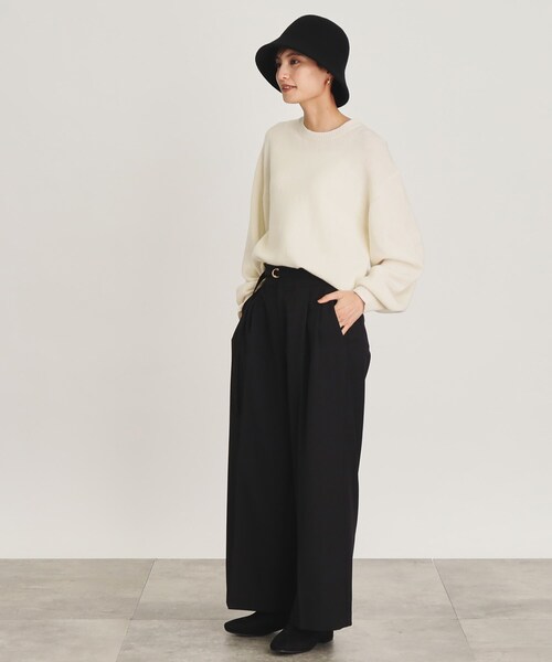 OPAQUE.CLIP（オペークドットクリップ）の「◆ミドルゲージクルーネックニット ≪Filivivi/フィルビビ≫【洗える】（ニット/セーター・レディース・レッド系1/グレー/ホワイト系/ライトブルー・40/38/36）」の7枚目の写真