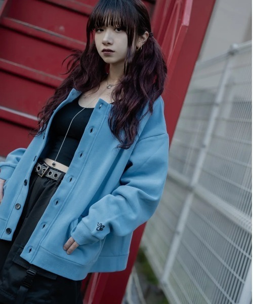 L.H.P(エルエイチピー)の「gibous/ギボス/別注スウェットカーディガン(クルーネック)(カーディガン/ボレロ・レディース・ブラック/グレー/ブルー・L/M)」の16枚目の写真