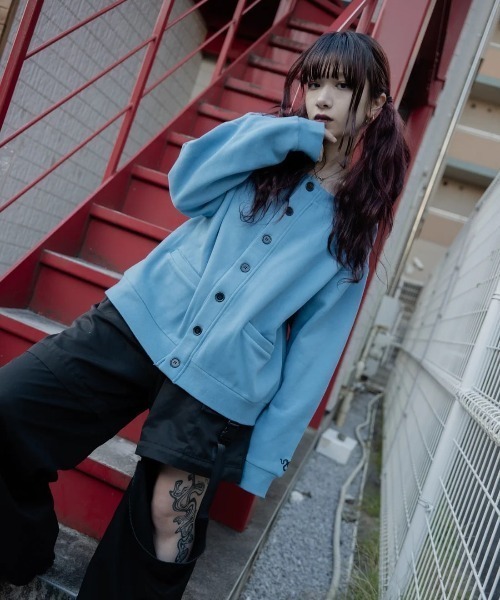 L.H.P(エルエイチピー)の「gibous/ギボス/別注スウェットカーディガン(クルーネック)(カーディガン/ボレロ・レディース・ブラック/グレー/ブルー・L/M)」の11枚目の写真