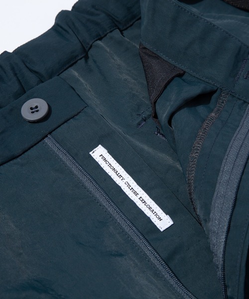 F/CE. （エフシーイー）の「F/CE. RE-NYLON TAPERED PANTS / エフシーイー RE-ナイロン テーパード パンツ（その他パンツ・メンズ・ネイビー/ブルーグレー・LARGE/MEDIUM/SMALL）」の3枚目の写真