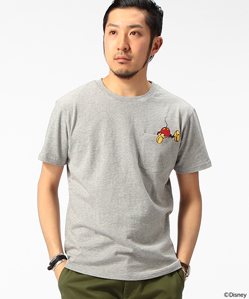 B:MING by BEAMS（ビーミングバイビームス）の「Disney｜ビーミング by ビームス / ミッキーマウス クルーTシャツ（Tシャツ/カットソー・メンズ・ブラック/ブラック系その他/グレー/ホワイト・LARGE/X-LARGE/SMALL/MEDIUM）」の4枚目の写真