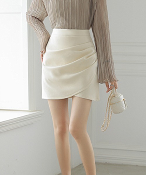 COCOMOMO（ココモモ）の「Y2K ハイウエストミニラップスカート（スカート・レディース・ベージュ/ブラック/ワイン・M/L/S）」の21枚目の写真