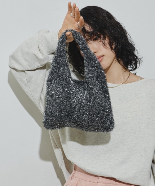 Aunt Marie's(アントマリーズ)の「ラメニットミニハンドバッグ(ハンドバッグ・レディース・ピンク/シルバー/ブラック・FREE)」の5枚目の写真