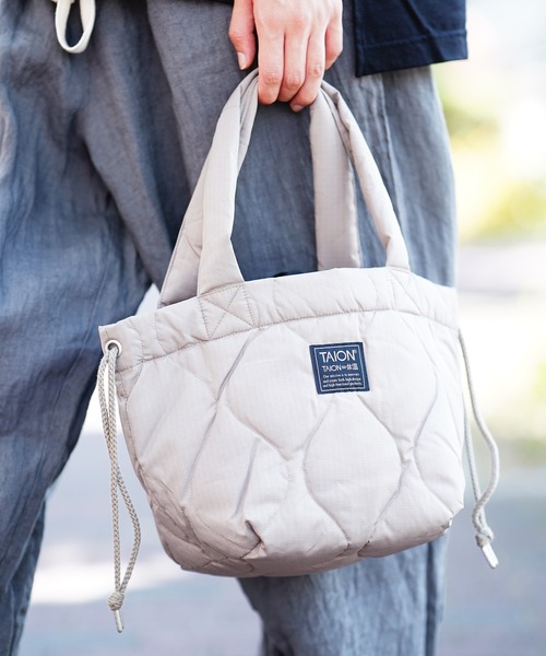 TAION（タイオン）の「TAION タイオン ミリタリー ダウントートバッグS（トートバッグ・メンズ・オリーブ/ブラック/ベージュ・SMALL）」の3枚目の写真