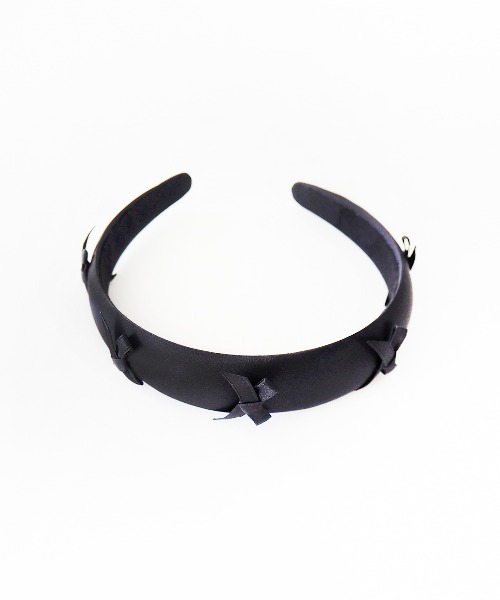 Casselini(キャセリーニ)の「Casselini(キャセリーニ)サテンリボンカチューシャ(カチューシャ・レディース・ブラック・FREE)」の6枚目の写真