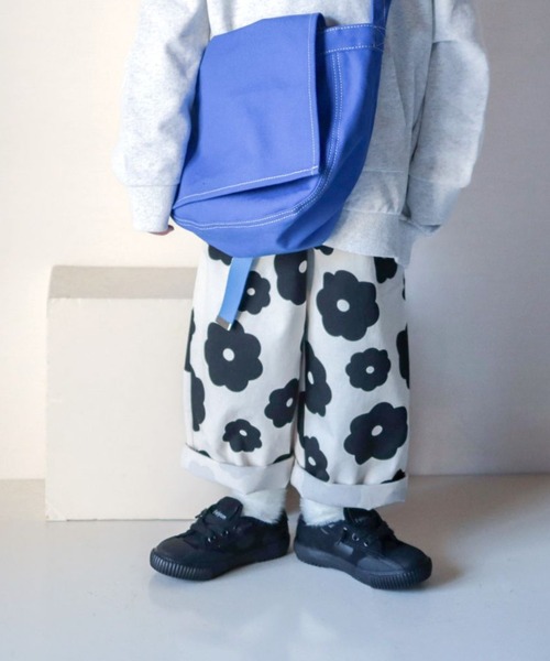 LOWRYS FARM（ローリーズファーム）の「シェフパンツ２４SS　995491（その他パンツ・キッズ・ブラウン/ブラック/レッド/アイボリー・110cm/120cm/140cm/150cm/130cm）」の2枚目の写真