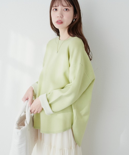 natural couture(ナチュラルクチュール)の「三重臼カーブヘムしっかりニット(ニット/セーター・レディース・ライトベージュ/イエロー系その他/オフホワイト/ピンク/ネイビー・FREE)」の4枚目の写真