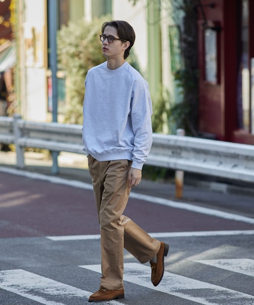 URBAN RESEARCH(アーバンリサーチ)の「NEW STANDARD CREW-NECK SWEAT(スウェット・メンズ・グリーン系その他/ホワイト/ネイビー・MEDIUM/LARGE)」の17枚目の写真