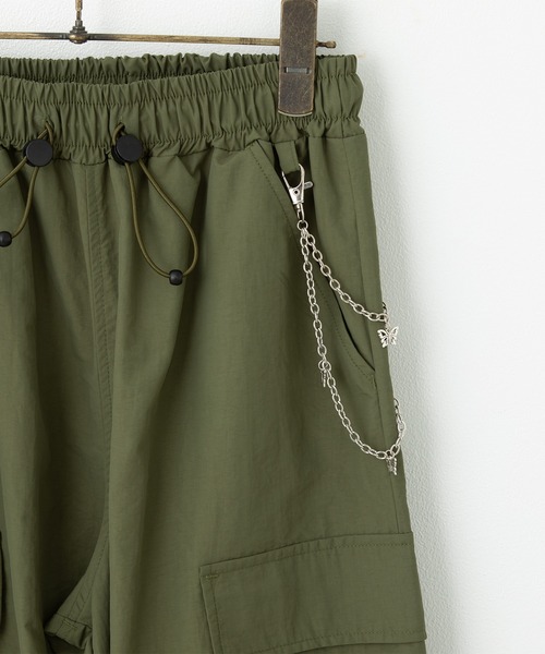 BISKEE（ビスキー）の「チェーンベルト付き カーゴパンツ(140cm~160cm)（カーゴパンツ・キッズ・ブラック/カーキ/オフホワイト・140cm/150cm/160cm）」の14枚目の写真