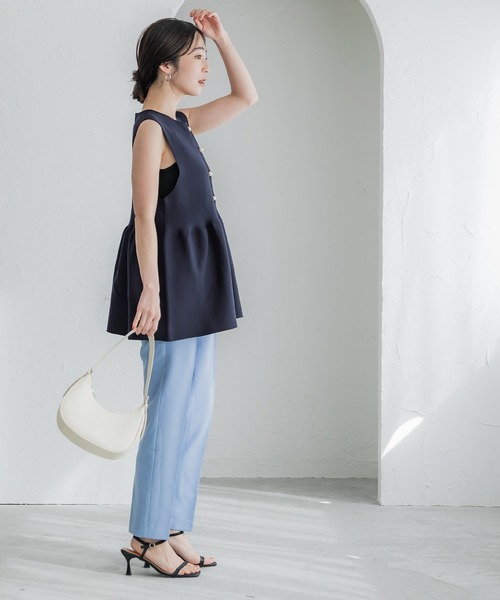 coca（coca）（コカ）の「パール釦スポンディッシュニットペプラムベスト（ベスト・レディース・アイボリー/ブラック/ネイビー・M/L）」の20枚目の写真