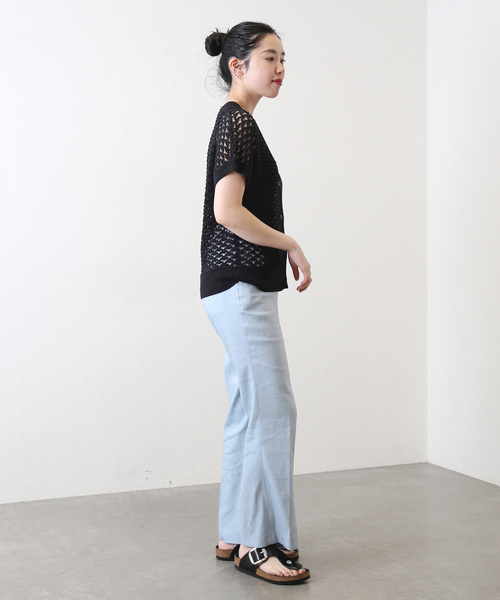 IENA（イエナ）の「フレアトラウザーパンツ（スラックス・レディース・ベージュ/ネイビー/ピンク/エメラルドブルー・34/36/38/40）」の15枚目の写真