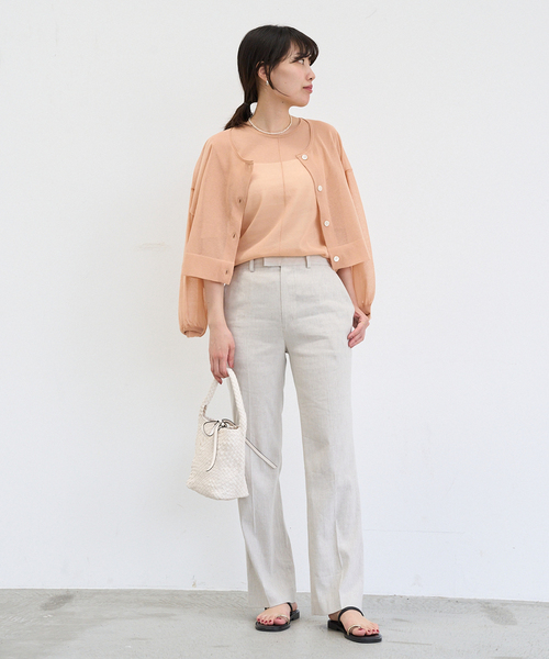 IENA（イエナ）の「フレアトラウザーパンツ（スラックス・レディース・ベージュ/ネイビー/ピンク/エメラルドブルー・34/36/38/40）」の14枚目の写真