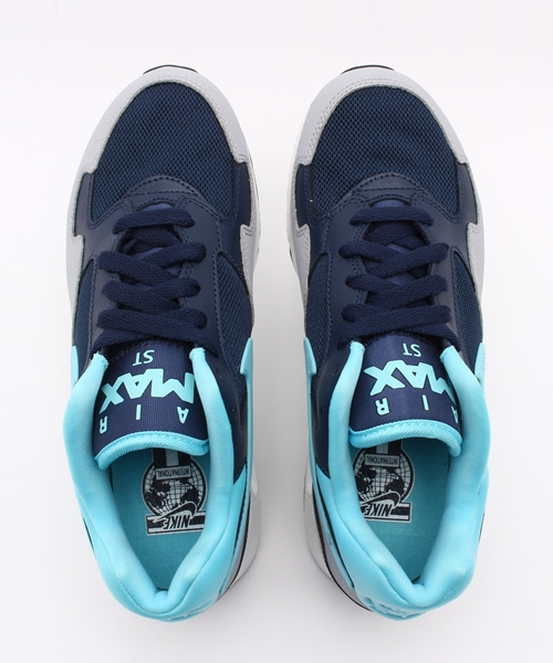 NIKE(ナイキ)の「【NIKE】AIRMAXST(スニーカー・レディース・ネイビー・23.5cm/24.5cm)」の4枚目の写真