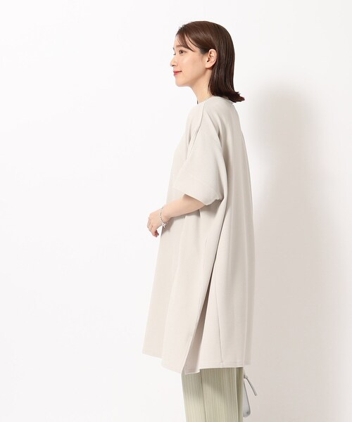 SHOO・LA・RUE（シューラルー）の「◆さらっと心地よいふくれジャカードオーバーサイズワンピ（チュニック・レディース・ブルー/ブラック/ブルーグリーン/グレー・00）」の6枚目の写真