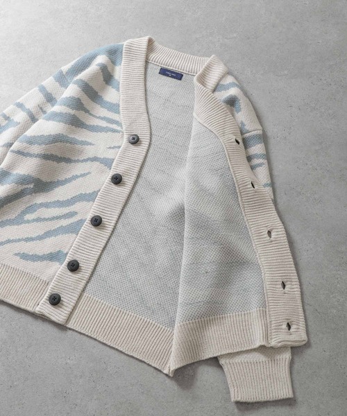 ZIP FIVE（ジップファイブ）の「【CATHYS CLOSET】 オーバーサイズ ゼブラ 春ニット カーディガン / zebra knit cardigan（カーディガン/ボレロ・メンズ・ブラック×ホワイト/ブラック系/ホワイト×ブルー・MEDIUM/LARGE）」の9枚目の写真