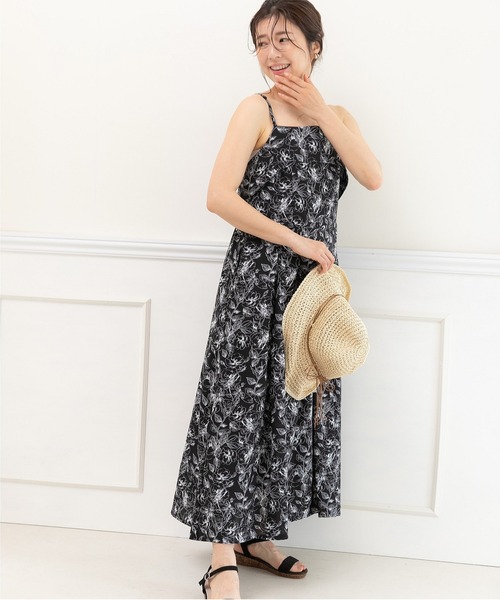 PREFERIR(プレフェリール)の「花柄ボタニカル 後ろリボン キャミワンピース(M,L)ツーサイズ(ワンピース・レディース・ブラック/ベージュ・MEDIUM/LARGE)」の9枚目の写真