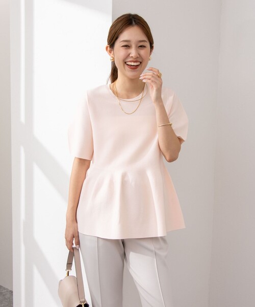 NOLLEY’S Sophi(ノーリーズソフィ)の「《手洗い可能》ペプラムボリュームスリーブプルオーバーニット(ニット/セーター・レディース・ホワイト/ベビーピンク/ブラック・38)」の9枚目の写真