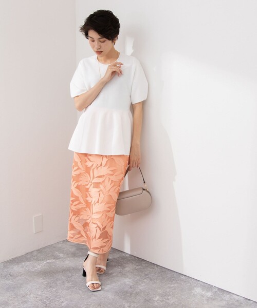 NOLLEY’S Sophi(ノーリーズソフィ)の「《手洗い可能》ペプラムボリュームスリーブプルオーバーニット(ニット/セーター・レディース・ホワイト/ベビーピンク/ブラック・38)」の18枚目の写真