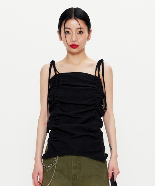 BEEDEN（ビーデン）の「3WAY GATHER TANK（タンクトップ・レディース・レッド/グレー/ブラック・FREE）」の2枚目の写真