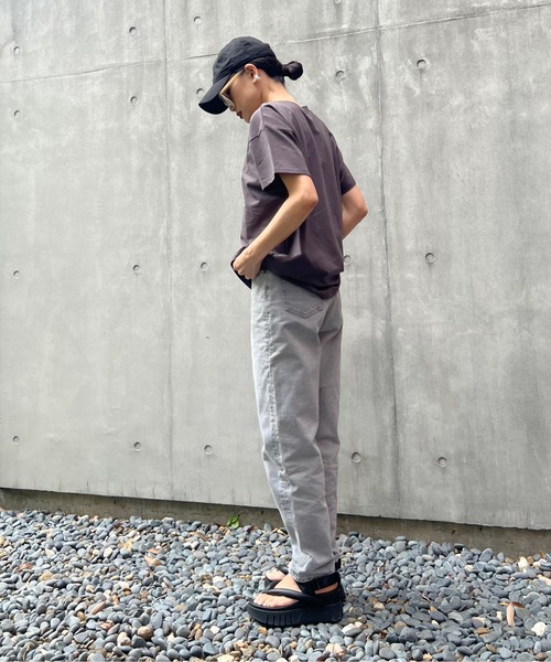 y/m by Yukie（イムバイユキエ）の「箔プリントTシャツ（Tシャツ/カットソー・レディース・オフホワイト/チャコールグレー・FREE）」の21枚目の写真