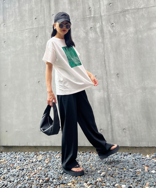 y/m by Yukie（イムバイユキエ）の「箔プリントTシャツ（Tシャツ/カットソー・レディース・オフホワイト/チャコールグレー・FREE）」の10枚目の写真