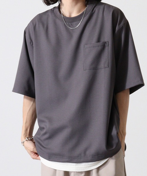 FUNALIVE(ファンアライブ)の「リネンライク クルーネック 半袖 Tシャツ(Tシャツ/カットソー・メンズ・チャコール/グレイッシュベージュ/ブラック・M/L/XL)」の1枚目の写真