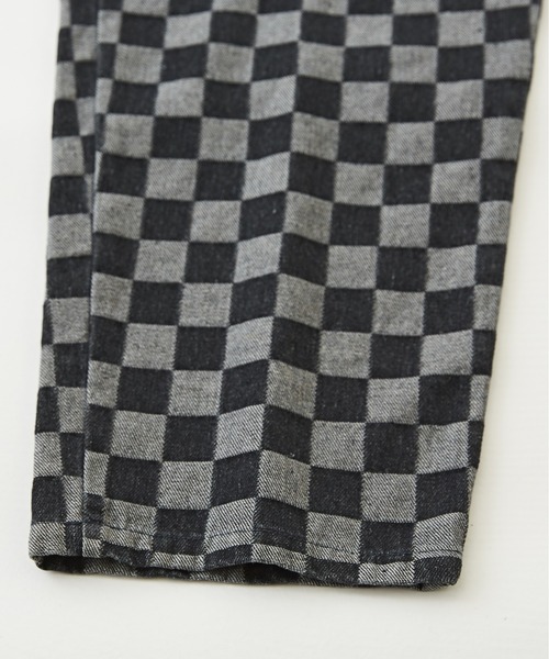 CUBE SUGAR(キューブシュガー)の「ブロッキングチェックジャガードデニムワークパンツ(デニムパンツ・レディース・インディゴブルー/ブラック・M/L)」の16枚目の写真