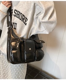 ミリタリーフェイクレザーショルダーバッグ レディース Y2K