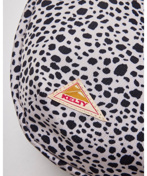 KELTY（ケルティ）の「500mlペットボトルが入る【KELTY】ハーフラウンドショルダーバッグ/MINI CURVE SHOULDER（ショルダーバッグ・レディース・ネイビー/マスタード/その他1/その他2/その他3/モカ/ブラック/グレー系その他/ブラウン系その他/オリーブ/タン/レオパード/セージグリーン/その他4・FREE）」の20枚目の写真