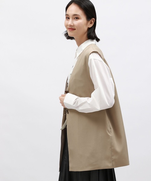 LAKOLE(ラコレ)の「ノーカラーベスト / 142604(ベスト・レディース・ベージュ/グレー・FREE)」の12枚目の写真