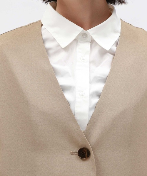 LAKOLE(ラコレ)の「ノーカラーベスト / 142604(ベスト・レディース・ベージュ/グレー・FREE)」の17枚目の写真