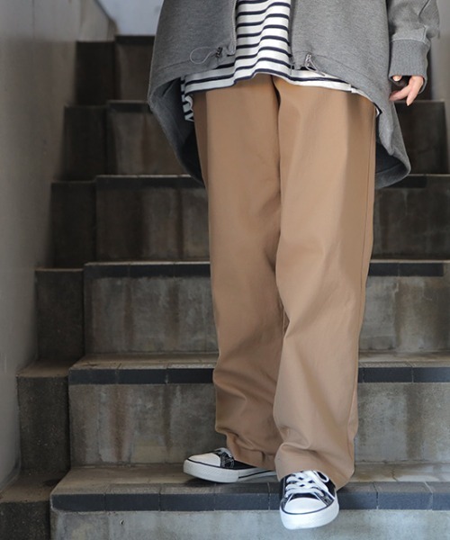 HUG.U（ハグユー）の「ゆったりストレートパンツ（チノパンツ・レディース・クリーム/ベージュ/ネイビー/ダークグレー/グレイッシュベージュ/カーキ/ブラック・S/M/L/XL）」の18枚目の写真