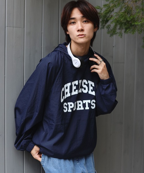 SPINNS(スピンズ)の「ノームコア/フード付きナイロントップスChelsea(スウェット・メンズ・ホワイト系その他/ベージュ系その他/ネイビー/グリーン系その他/ブラック・ONESIZE)」の18枚目の写真