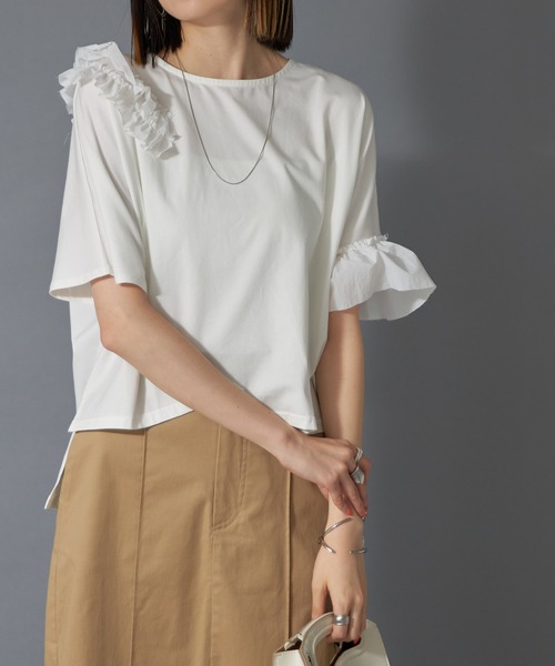 each（イーチ）の「ランダムフリルシルケットTシャツ（Tシャツ/カットソー・レディース・ブラック/ホワイト・FREE）」の14枚目の写真