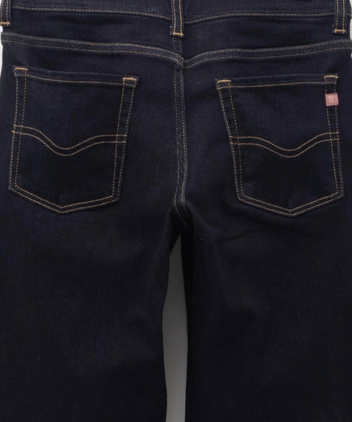 EDWIN（エドウィン）の「C17 BASIC REGULAR STRAIGHT DENIM CB343 ベーシックレギュラーストレート（デニムパンツ・レディース・ワンウォッシュ/ブルー/ダークインディゴブルー・26inch/27inch/28inch/29inch/30inch/31inch/32inch）」の10枚目の写真