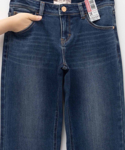 EDWIN（エドウィン）の「C17 BASIC REGULAR STRAIGHT DENIM CB343 ベーシックレギュラーストレート（デニムパンツ・レディース・ワンウォッシュ/ブルー/ダークインディゴブルー・26inch/27inch/28inch/29inch/30inch/31inch/32inch）」の21枚目の写真