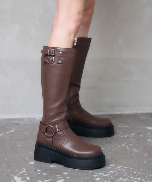 ENVYM（アンビー）の「バックルエンジニアブーツ（ブーツ・レディース・ブラック/ブラウン・22.5cm/23.5cm/24.5cm）」の5枚目の写真